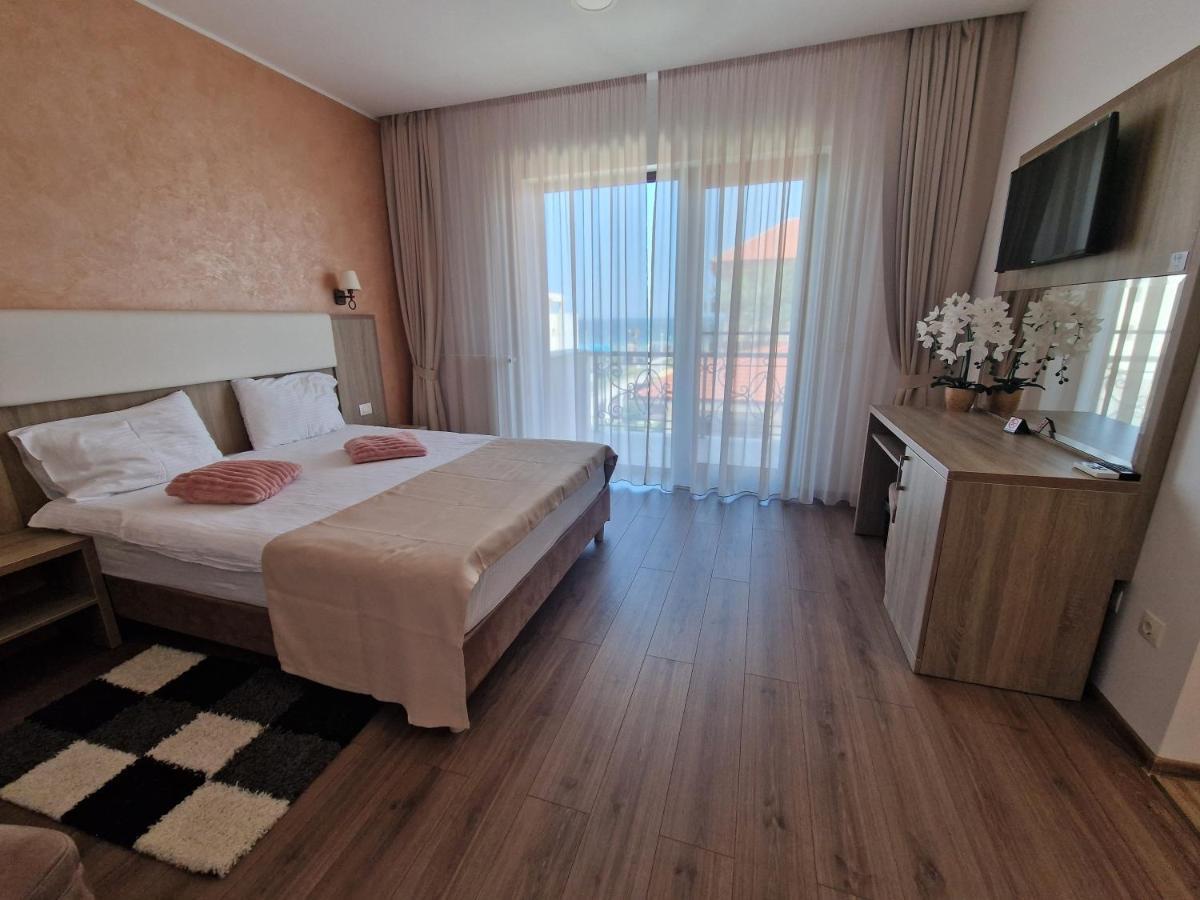Valurile Marii Vama - Veche Hotel Vama Veche Bagian luar foto